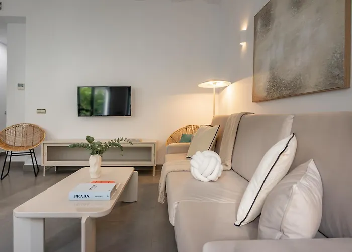 Isg Palacios Malaver 23 * Sevilla
